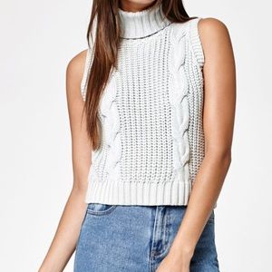 Kendall & Kylie Turtleneck